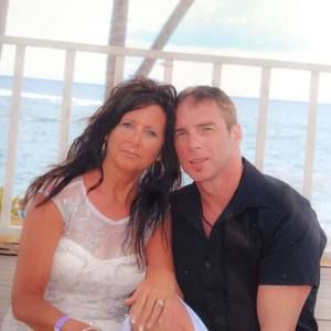 Meet your Posher, Dot